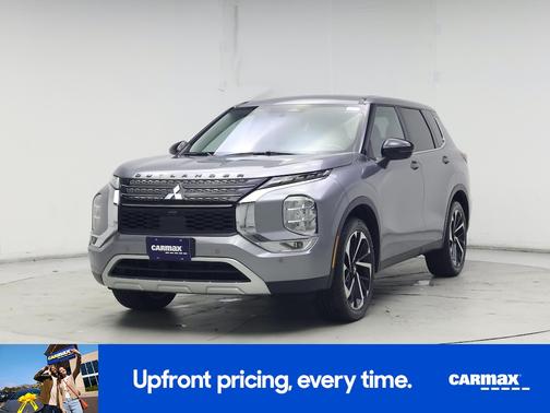 2022 Mitsubishi Outlander SE