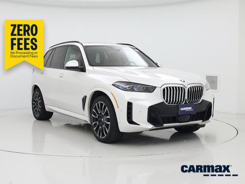 White 2024 BMW X5 xDrive40i