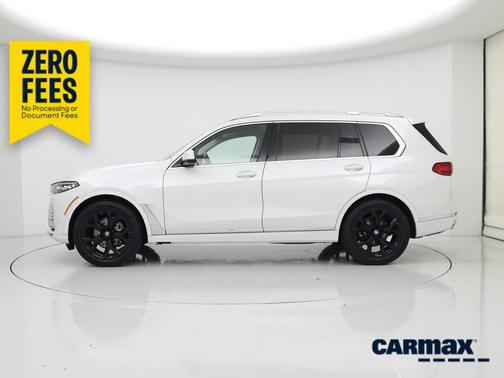 White 2022 BMW X7 xDrive40i