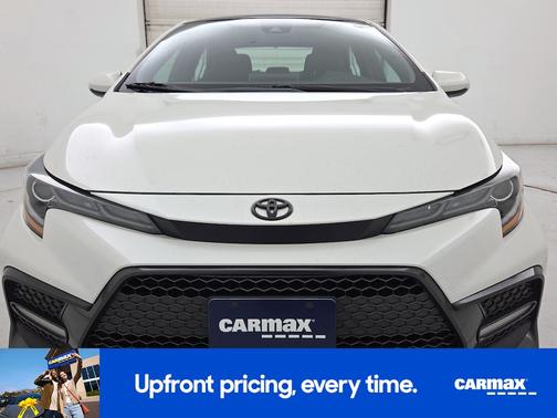 White 2021 Toyota Corolla SE