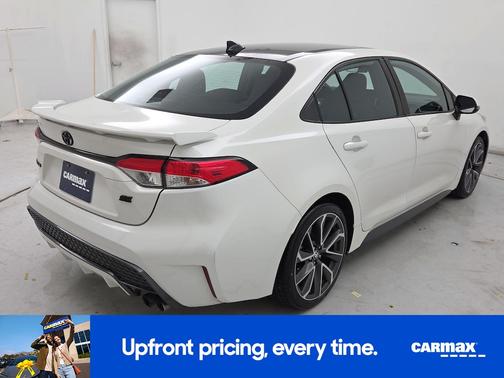 White 2021 Toyota Corolla SE