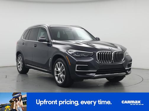 Gray 2023 BMW X5 xDrive40i