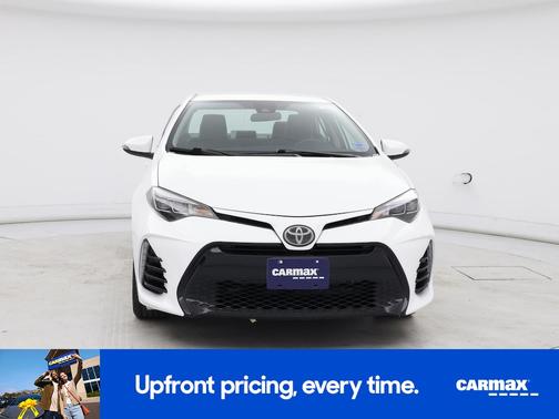 White 2019 Toyota Corolla SE