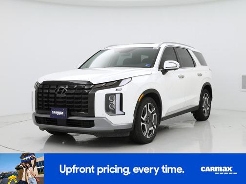 White 2023 Hyundai PALISADE Limited