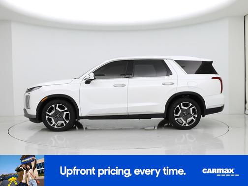 White 2023 Hyundai PALISADE Limited