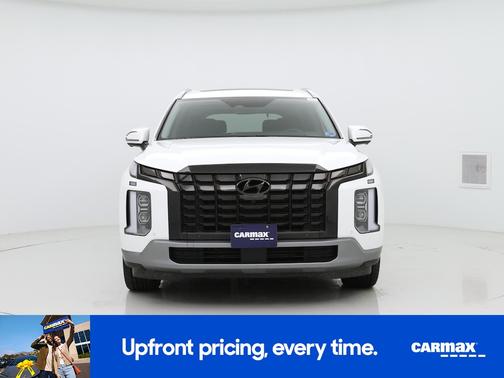 White 2023 Hyundai PALISADE Limited