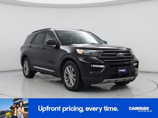 Black 2022 Ford Explorer XLT