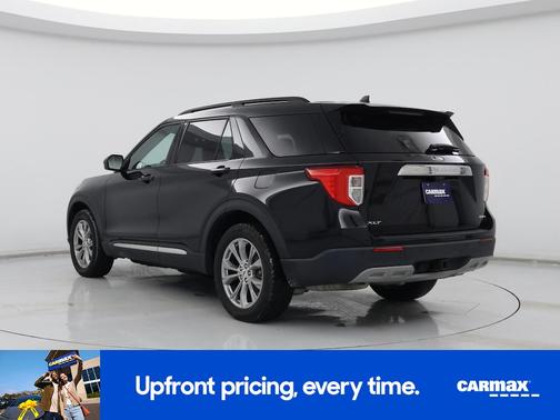 Black 2022 Ford Explorer XLT