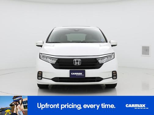 White 2023 Honda Odyssey Touring