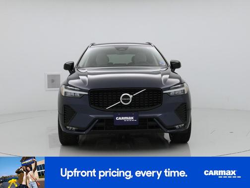 2023 Volvo XC60 B6 Ultimate Dark Theme