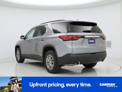Gray 2023 Chevrolet Traverse LT Leather