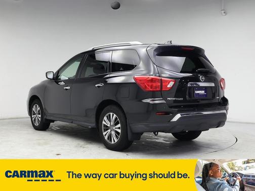 2019 Nissan Pathfinder S