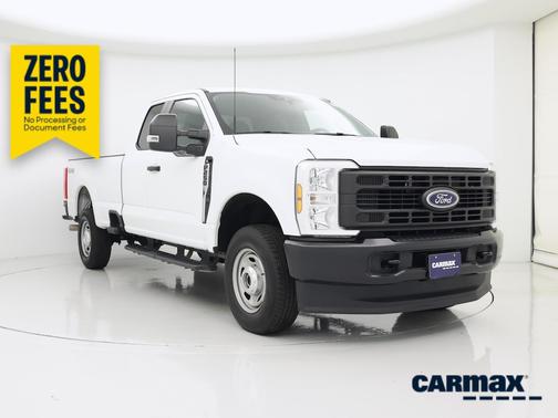 White 2025 Ford F-250 XL