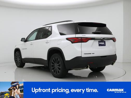 White 2023 Chevrolet Traverse RS