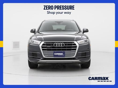 Gray 2018 Audi Q5 Premium
