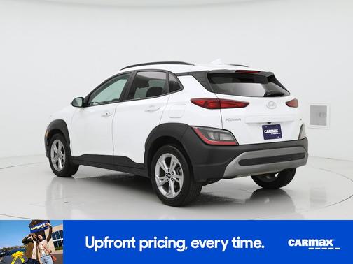 White 2022 Hyundai KONA SEL