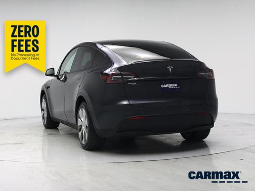 Gray 2024 Tesla Model Y Long Range