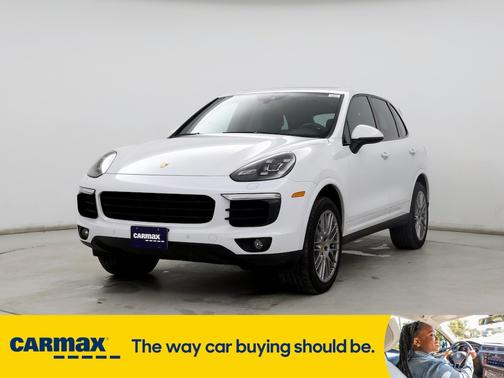 2017 Porsche Cayenne Platinum