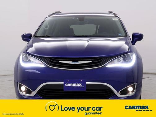 Photo 5 of 27 of 2018 Chrysler Pacifica Hybrid Touring L