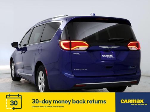 Photo 2 of 27 of 2018 Chrysler Pacifica Hybrid Touring L