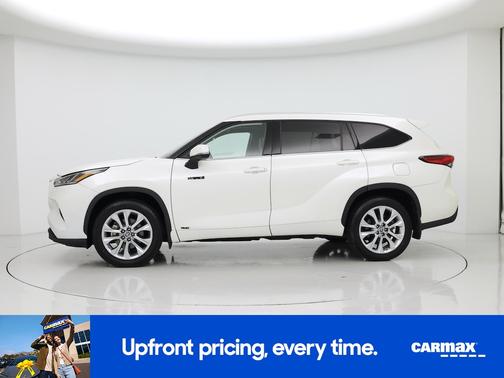 White 2021 Toyota Highlander Hybrid Limited