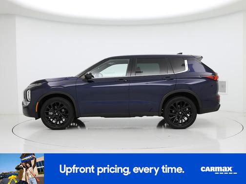 Blue 2022 Mitsubishi Outlander Black Edition