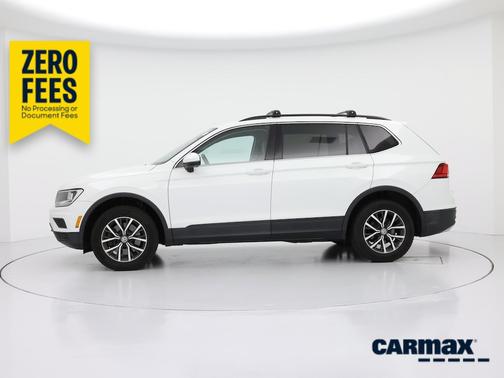 White 2019 Volkswagen Tiguan SE