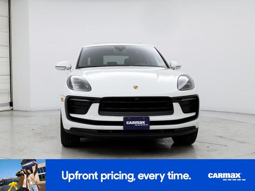 2022 Porsche Macan 