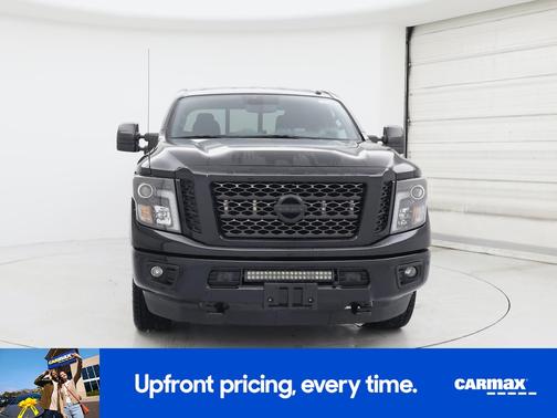 Black 2018 Nissan Titan XD SV
