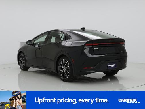 2025 Toyota Prius XLE