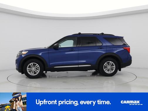 Blue 2022 Ford Explorer XLT
