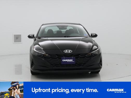 Black 2022 Hyundai ELANTRA SEL