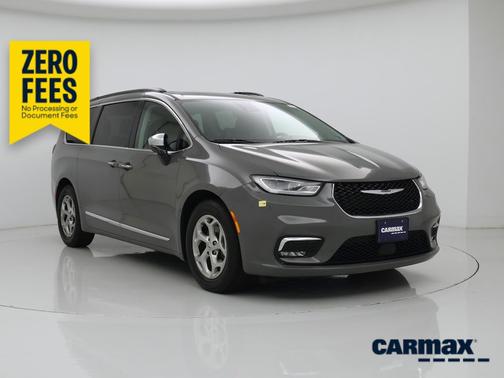 Gray 2023 Chrysler Pacifica Limited