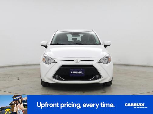 2020 Toyota Yaris LE