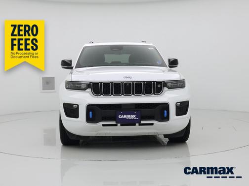 White 2022 Jeep Grand Cherokee 4xe Overland
