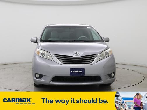 2013 Toyota Sienna XLE