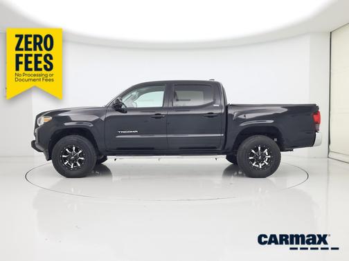 Black 2018 Toyota Tacoma SR5