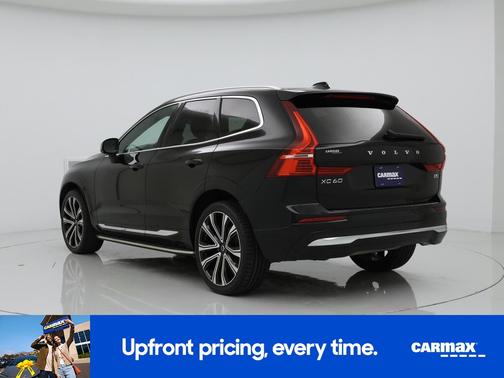 2023 Volvo XC60 B5 Ultimate Bright Theme