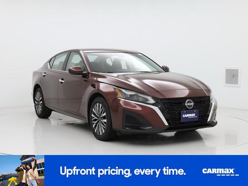 Red 2023 Nissan Altima SV
