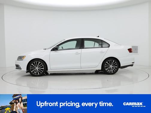 White 2016 Volkswagen Jetta Sport