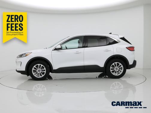 White 2021 Ford Escape SE