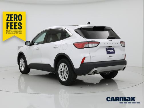 White 2021 Ford Escape SE