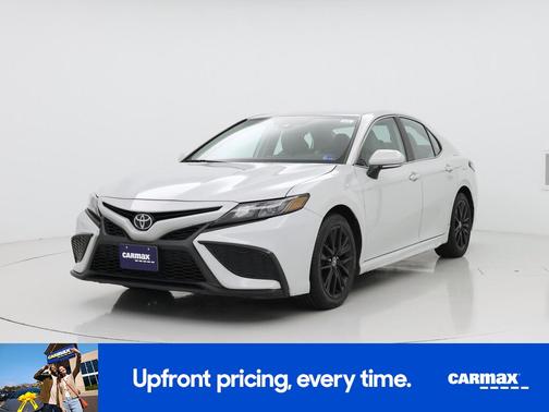 Gray 2024 Toyota Camry SE