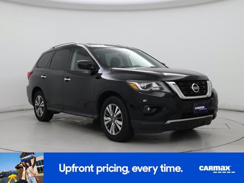 2019 Nissan Pathfinder SV