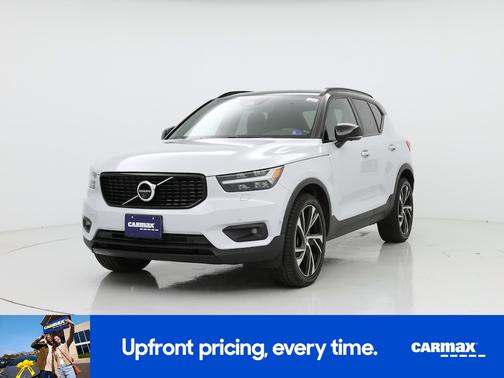 White 2020 Volvo XC40 T5 R-Design