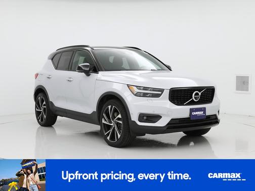 White 2020 Volvo XC40 T5 R-Design