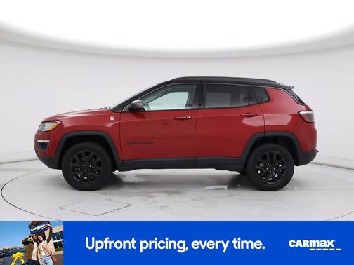 Red 2018 Jeep Compass Trailhawk