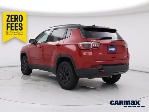 Red 2018 Jeep Compass Trailhawk
