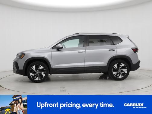 Silver 2025 Volkswagen Taos SE