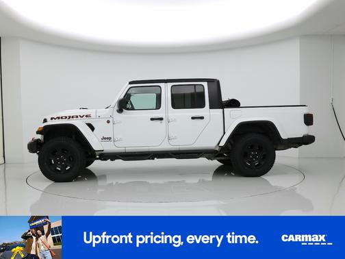White 2021 Jeep Gladiator Mojave